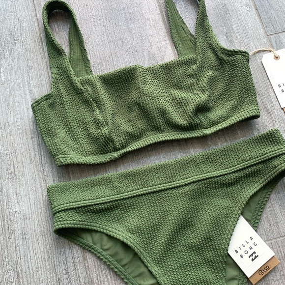 🔥🔥BILLABONG - SQUARE UNDERWIRE MAUI SET🔥🔥 - Picture 3 of 5